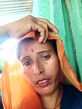 Snapshot of Arti13A chatting on July 10, 1:21 am Arti13A online show from July 10, 1:21 am