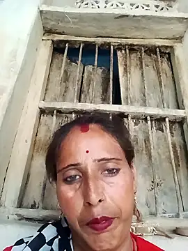 Snapshot of Arti13A chatting on July 10, 1:25 pm Arti13A online show from July 10, 1:25 pm