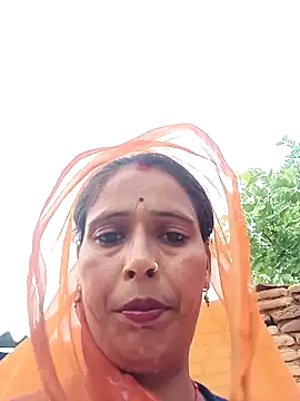 Snapshot of Arti13A chatting on July 13, 1:14 pm Arti13A online show from July 13, 1:14 pm
