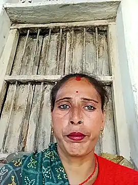 Snapshot of Arti13A chatting on July 14, 11:38 am Arti13A online show from July 14, 11:38 am