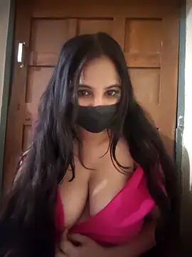 Snapshot of Lusty-radhika chatting on May 1, 7:46 am Lusty-radhika online show from May 1, 7:46 am