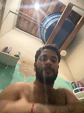 spiderfindom online show from July 9, 8:24 pm
