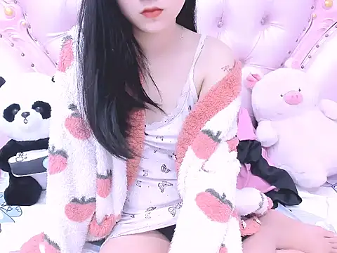  ly   online show from February 8, 1:42 am