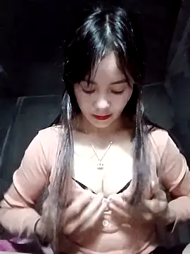 TinTim02 online show from November 17, 2:01 pm