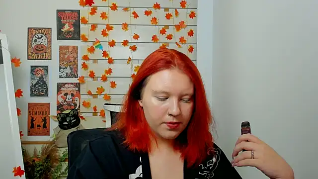 ScarletVixen  online show from October 21, 6:41 pm
