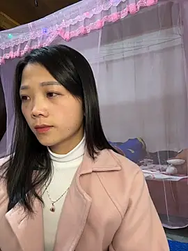 thaoyeuuu online show from December 17, 6:52 am