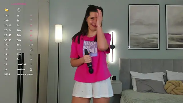 Snapshot of LubaStadt chatting on November 30, 7:07 pm LubaStadt online show from November 30, 7:07 pm