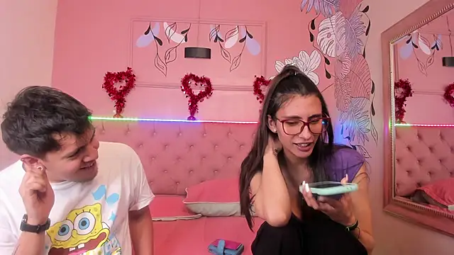 Snapshot of Ethan_N_Abby chatting on September 23, 8:45 pm Ethan N Abby online show from September 23, 8:45 pm
