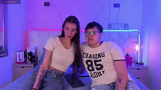 Ethan N Abby online show from February 20, 11:54 am