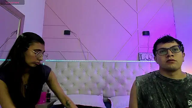 Ethan N Abby online show from February 26, 11:53 am