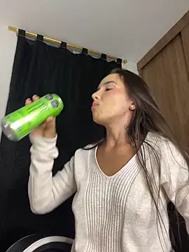 Scarlett05 online show from November 23, 1:16 am