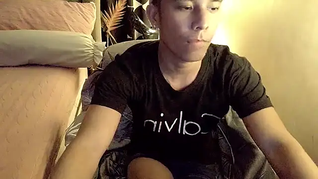 Snapshot of AsianHorseCockOwen chatting on November 23, 12:38 pm AsianHorseCockOwen online show from November 23, 12:38 pm