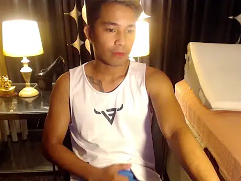 Snapshot of AsianHorseCockOwen chatting on January 12, 2:06 am AsianHorseCockOwen online show from January 12, 2:06 am