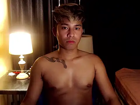 Snapshot of AsianHorseCockOwen chatting on February 24, 3:59 am AsianHorseCockOwen online show from February 24, 3:59 am