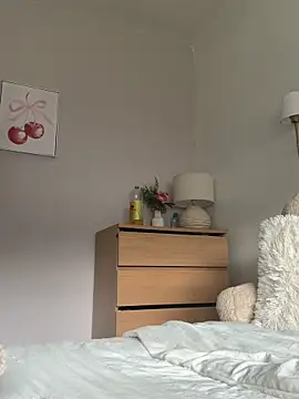 AlyssaAngell online show from September 19, 9:22 am