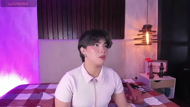 Creamy Angelo online show from November 2, 8:44 pm