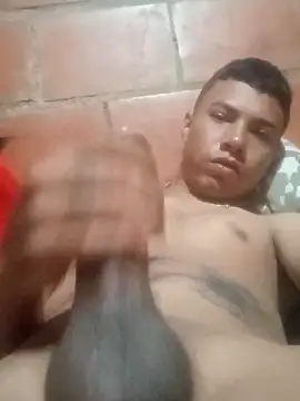 eldelmienbrogrueso online show from October 29, 8:43 pm