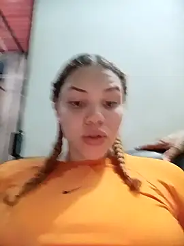 Snapshot of SirenRouge_69 chatting on September 14, 2:54 am SirenRouge 69 online show from September 14, 2:54 am