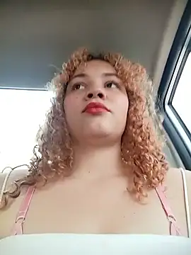 Snapshot of SirenRouge_69 chatting on September 18, 8:00 pm SirenRouge 69 online show from September 18, 8:00 pm