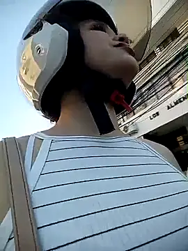 Snapshot of SirenRouge_69 chatting on November 1, 9:28 pm SirenRouge 69 online show from November 1, 9:28 pm