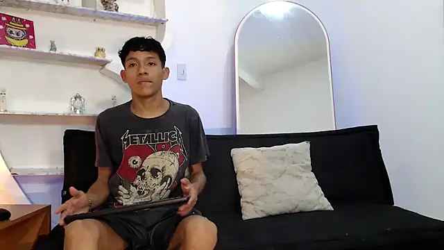 BEAUTY BOYS1 online show from September 13, 7:08 am