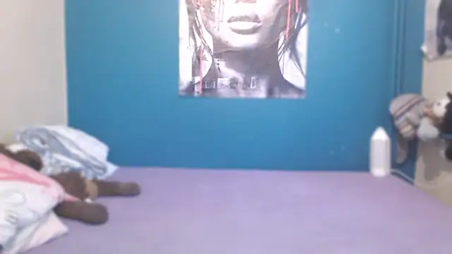 NADINNNE online show from February 27, 1:00 pm