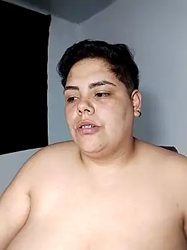 Snapshot of Hailey_Curvy chatting on February 12, 11:16 am Hailey Curvy online show from February 12, 11:16 am