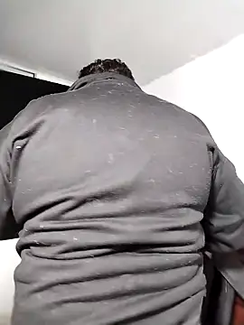 Snapshot of Hailey_Curvy chatting on February 15, 9:19 am Hailey Curvy online show from February 15, 9:19 am