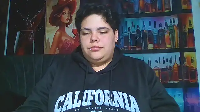 Hailey Curvy online show from June 18, 8:47 am