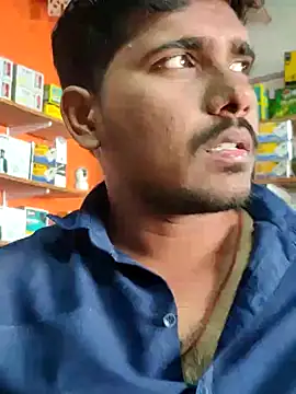 Snapshot of Markroco696 chatting on February 4, 4:29 am Markroco696 online show from February 4, 4:29 am