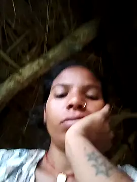 Snapshot of Rubi_sarma chatting on September 11, 12:33 am Rubi sarma online show from September 11, 12:33 am