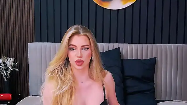 MilanaCeleste online show from November 30, 3:54 am