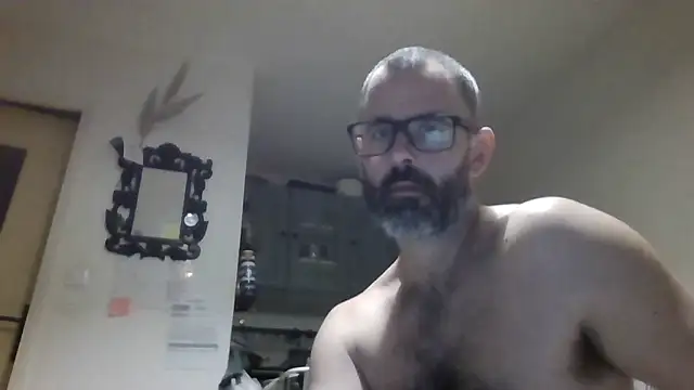 Snapshot of whatYwantMorrre chatting on September 29, 6:57 pm whatYwantMorrre online show from September 29, 6:57 pm