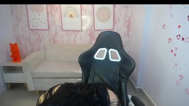 Kylie ch1 online show from December 21, 10:55 am