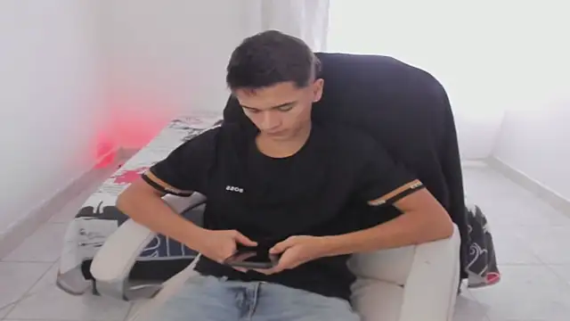 Aron Boyy online show from September 20, 7:59 pm