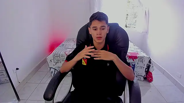 Aron Boyy online show from September 26, 9:08 pm