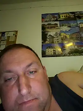 Snapshot of GenuineDedication42 chatting on January 17, 7:17 pm GenuineDedication42 online show from January 17, 7:17 pm