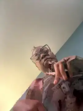 Tishrella6 online show from January 7, 9:39 pm