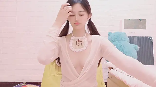 Snapshot of marina-cutegirll chatting on January 13, 5:24 am marina-cutegirll online show from January 13, 5:24 am