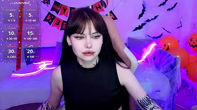 Morana Batt online show from November 3, 2:13 am