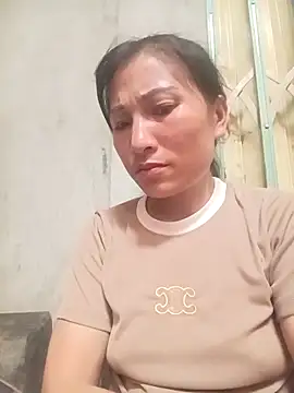 Snapshot of YAYAA-502 chatting on October 2, 7:37 am YAYAA-502 online show from October 2, 7:37 am