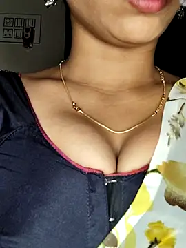 Snapshot of Savita2310 chatting on November 29, 6:22 pm Savita2310 online show from November 29, 6:22 pm