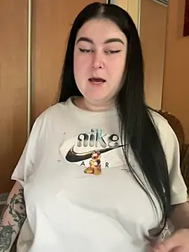DazzzlingDame online show from June 6, 4:33 pm