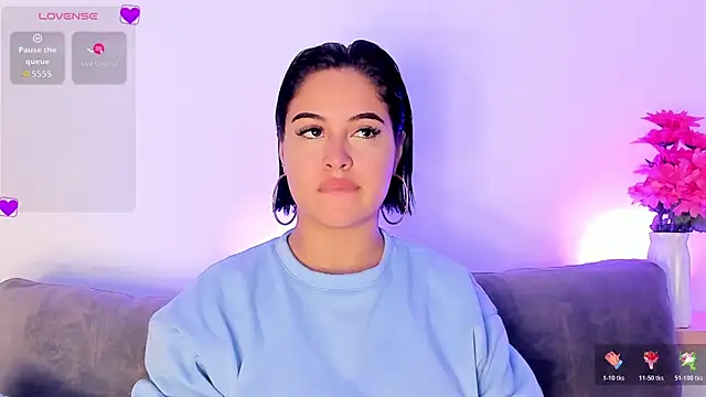 Snapshot of AnaLevii chatting on January 12, 9:36 am AnaLevii online show from January 12, 9:36 am