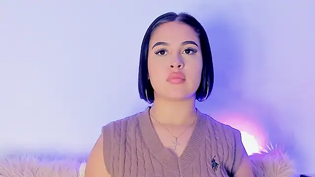 Snapshot of AnaLevii chatting on February 11, 11:15 am AnaLevii online show from February 11, 11:15 am