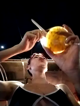 dulcelatin21 online show from November 1, 5:09 am