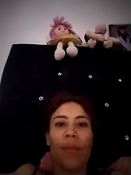 dulcelatin21 online show from November 29, 7:17 pm