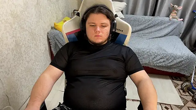 desiredude9 online show from October 7, 5:43 pm