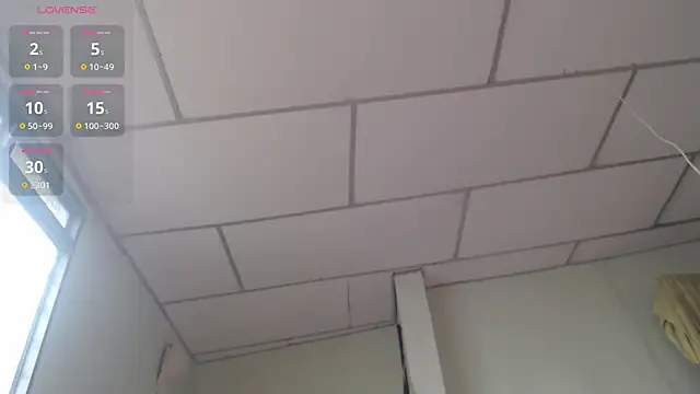 Juliethserna online show from September 19, 3:34 pm