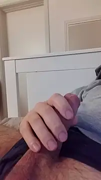 NewJoiner online show from December 4, 6:27 pm